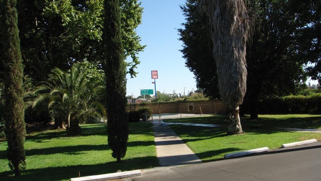 Parkside Inn Fresno Extérieur photo